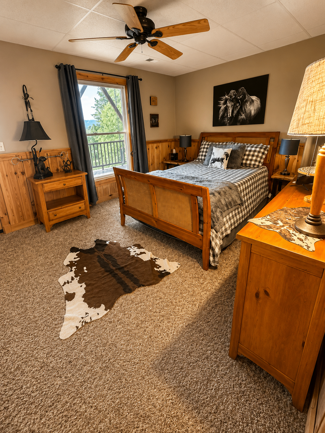 Guest bedroom with horse artwork